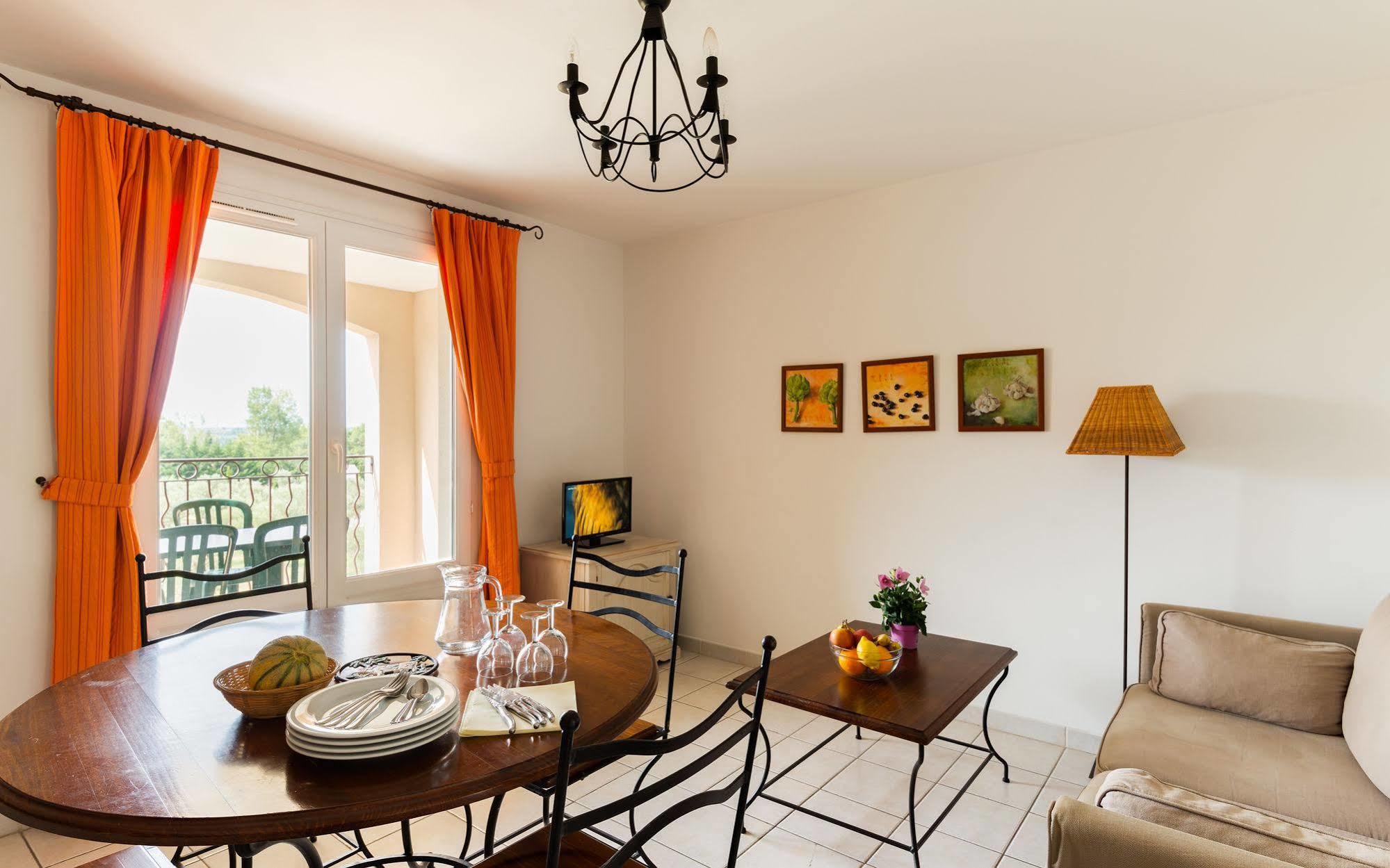 Lagrange Vacances Le Domaine De Bourgeac Paradou Εξωτερικό φωτογραφία
